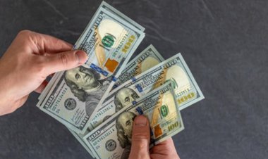 Dolar Tembus Rp18.095, Warga Purwakarta Rasakan Dampak Berbeda